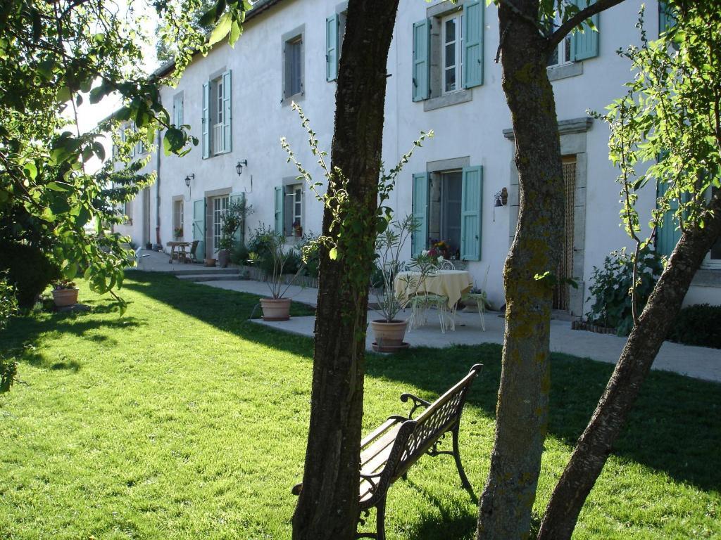Bed and Breakfast Au Bon Gre D'Hugoline Blanzac  Екстер'єр фото