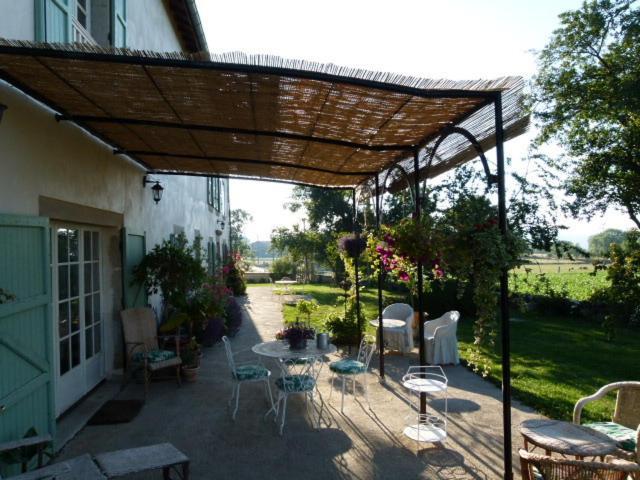 Bed and Breakfast Au Bon Gre D'Hugoline Blanzac  Екстер'єр фото