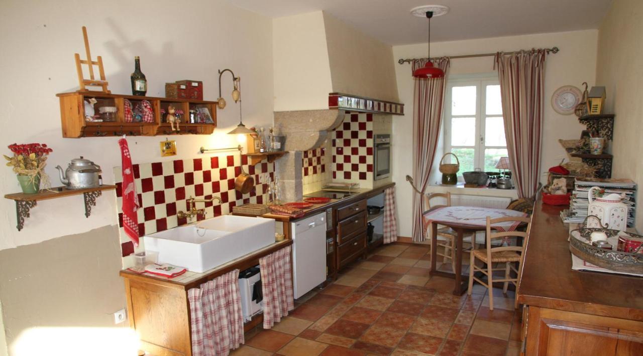 Bed and Breakfast Au Bon Gre D'Hugoline Blanzac  Екстер'єр фото