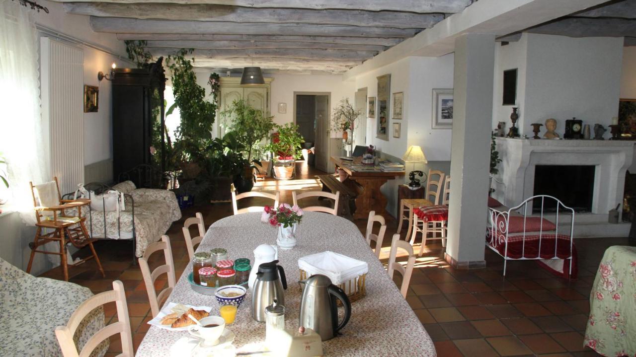 Bed and Breakfast Au Bon Gre D'Hugoline Blanzac  Екстер'єр фото